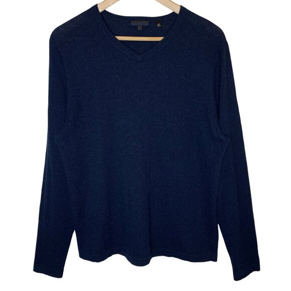 Patrick Assaraf Men’s 100% Cashmere Sweater Navy Blue size Medium - Picture 1 of 4